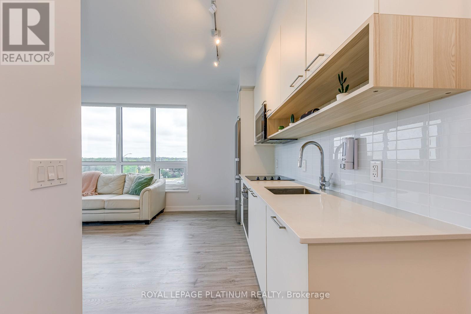 216 - 3005 Pine Glen Road, Oakville, Ontario  L6M 5P5 - Photo 13 - W12566758