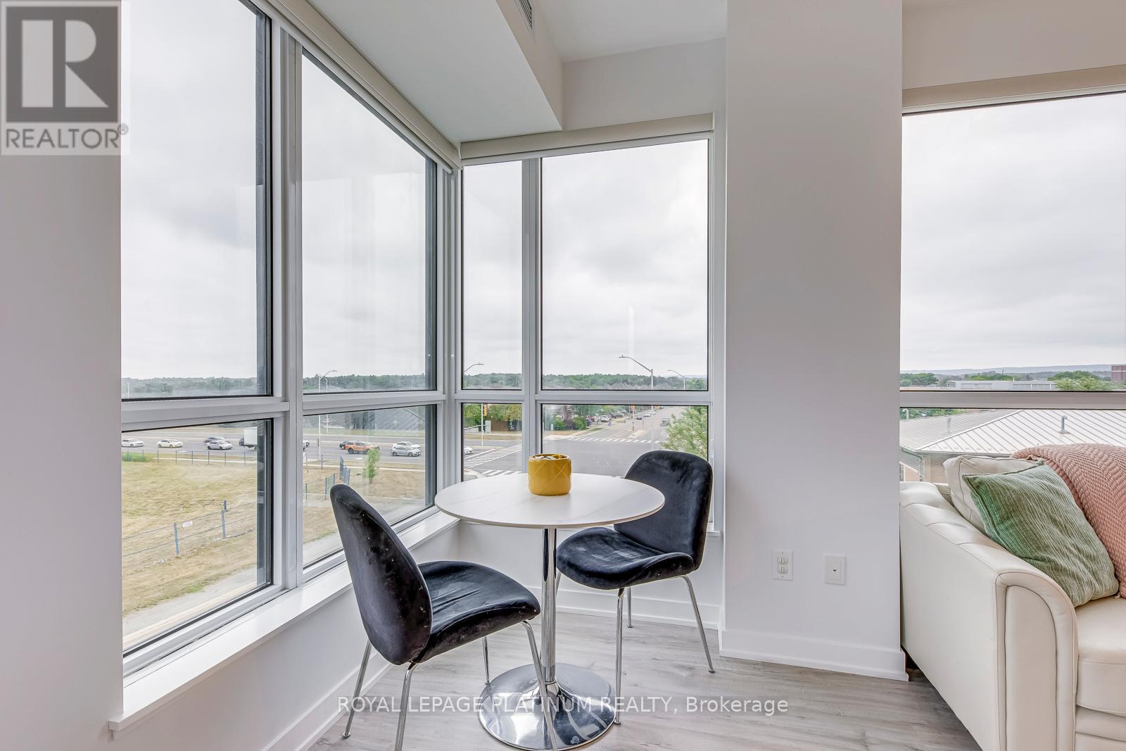 216 - 3005 Pine Glen Road, Oakville, Ontario  L6M 5P5 - Photo 20 - W12566758