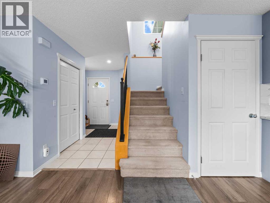 104 Rocky Ridge Heath Nw, Calgary, Alberta  T3G 4Z8 - Photo 13 - A2261861