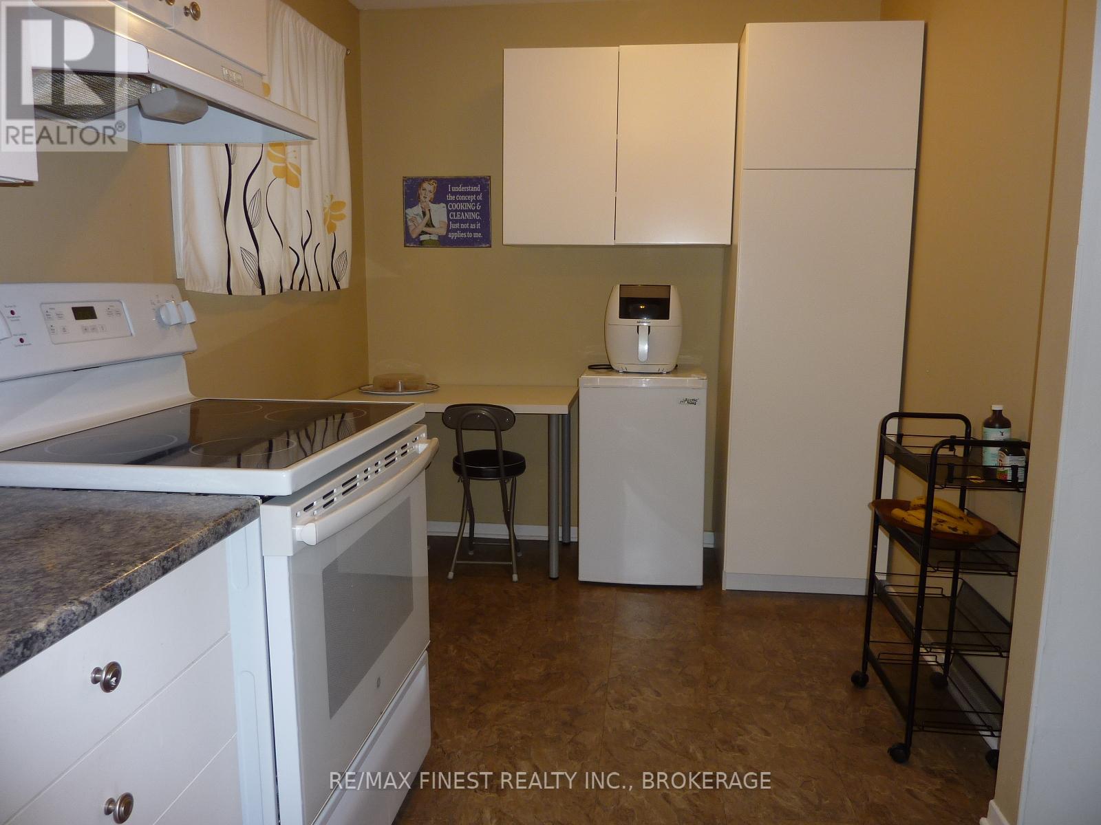 1081 Craig Lane, Kingston, Ontario  K7M 7R3 - Photo 11 - X12567016