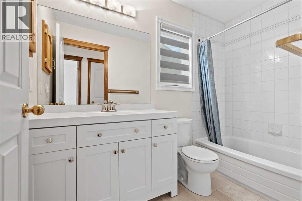 667 Macewan Drive Nw, Calgary, Alberta  T3K 3R3 - Photo 23 - A2267646