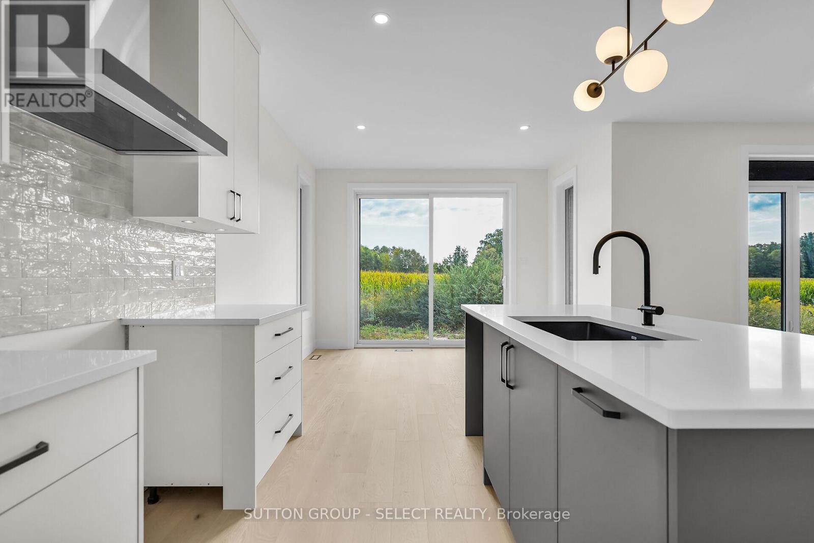 58 Briscoe Crescent, Strathroy-Caradoc, Ontario  N7G 0G3 - Photo 18 - X12566856