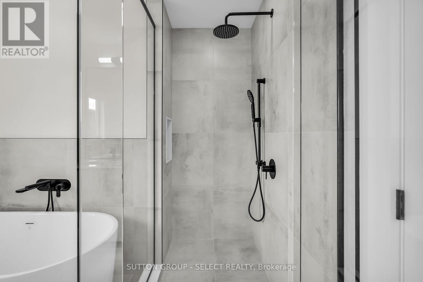 58 Briscoe Crescent, Strathroy-Caradoc, Ontario  N7G 0G3 - Photo 32 - X12566856