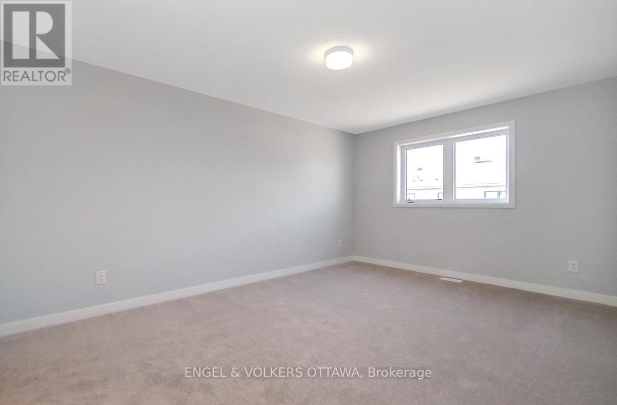 371 Crossway Terrace, Ottawa, Ontario  K2S 2Z2 - Photo 25 - X12566854
