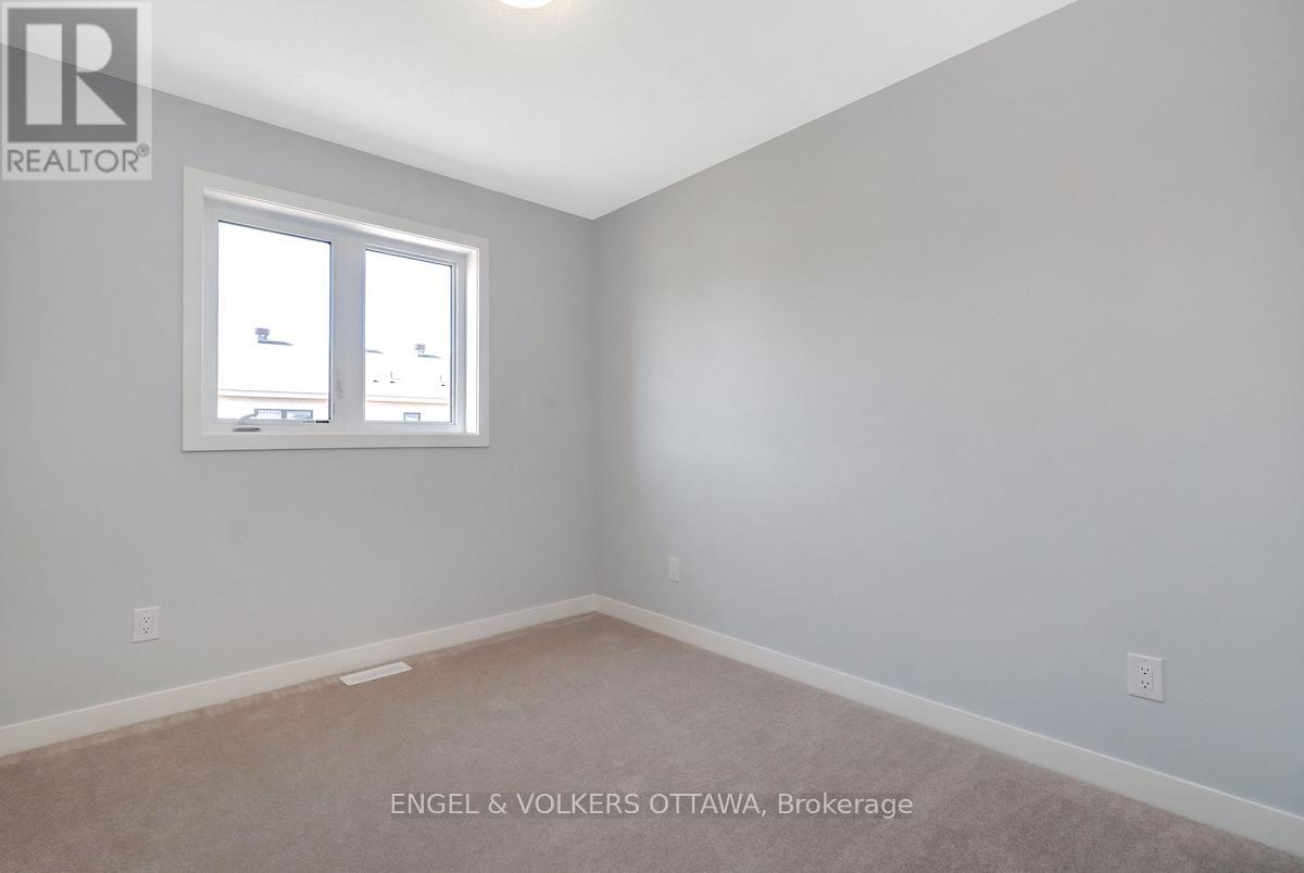 371 Crossway Terrace, Ottawa, Ontario  K2S 2Z2 - Photo 32 - X12566854