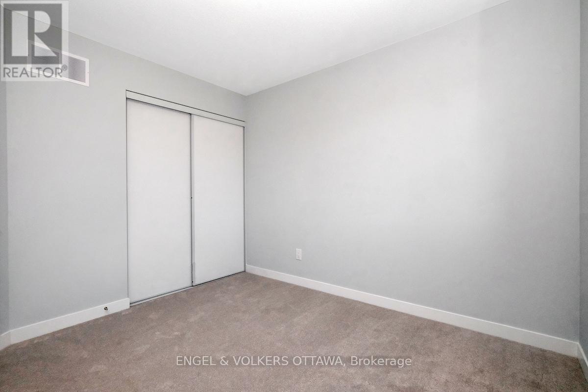 371 Crossway Terrace, Ottawa, Ontario  K2S 2Z2 - Photo 36 - X12566854