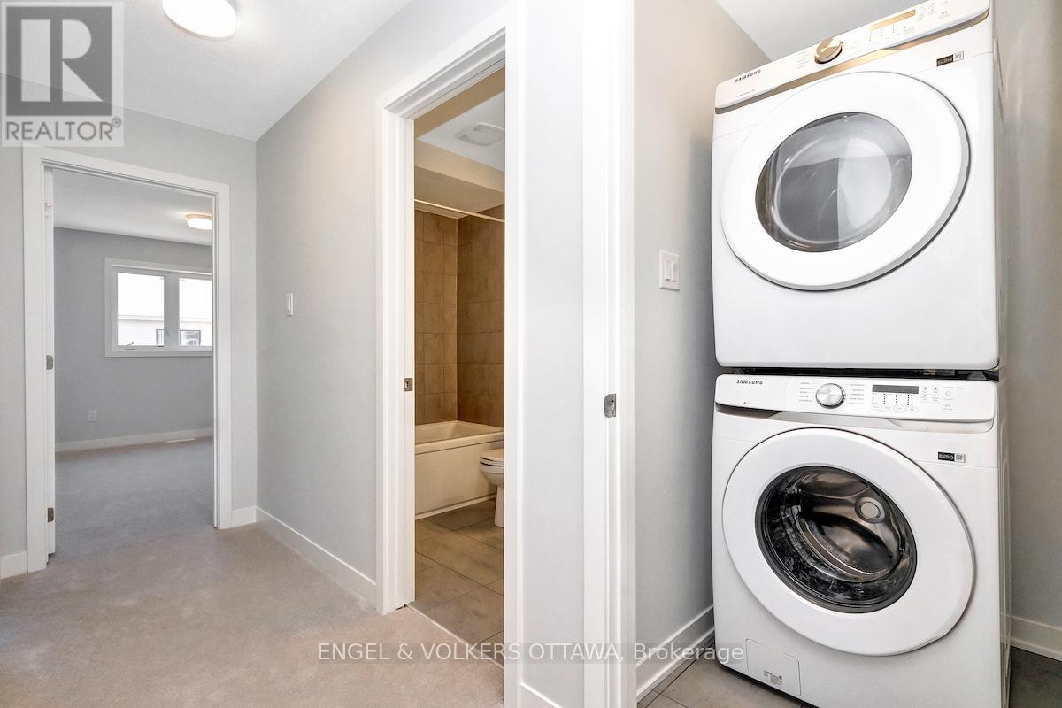 371 Crossway Terrace, Ottawa, Ontario  K2S 2Z2 - Photo 37 - X12566854