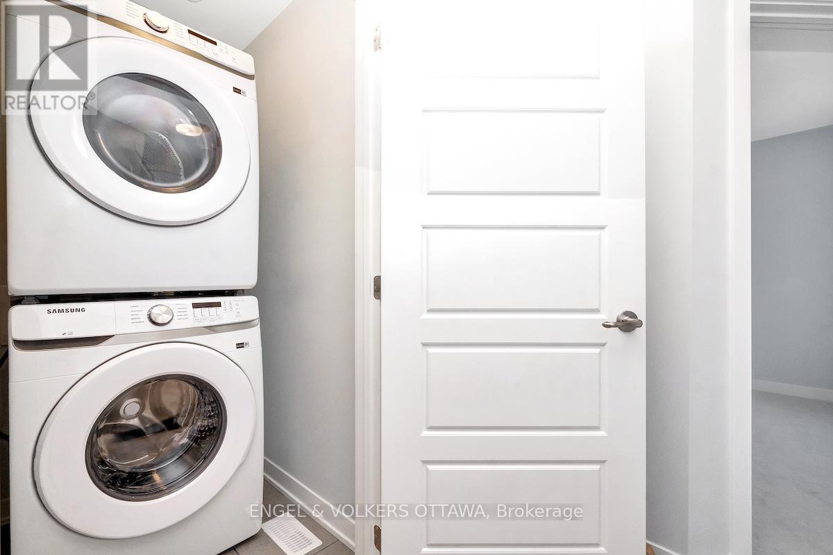 371 Crossway Terrace, Ottawa, Ontario  K2S 2Z2 - Photo 38 - X12566854