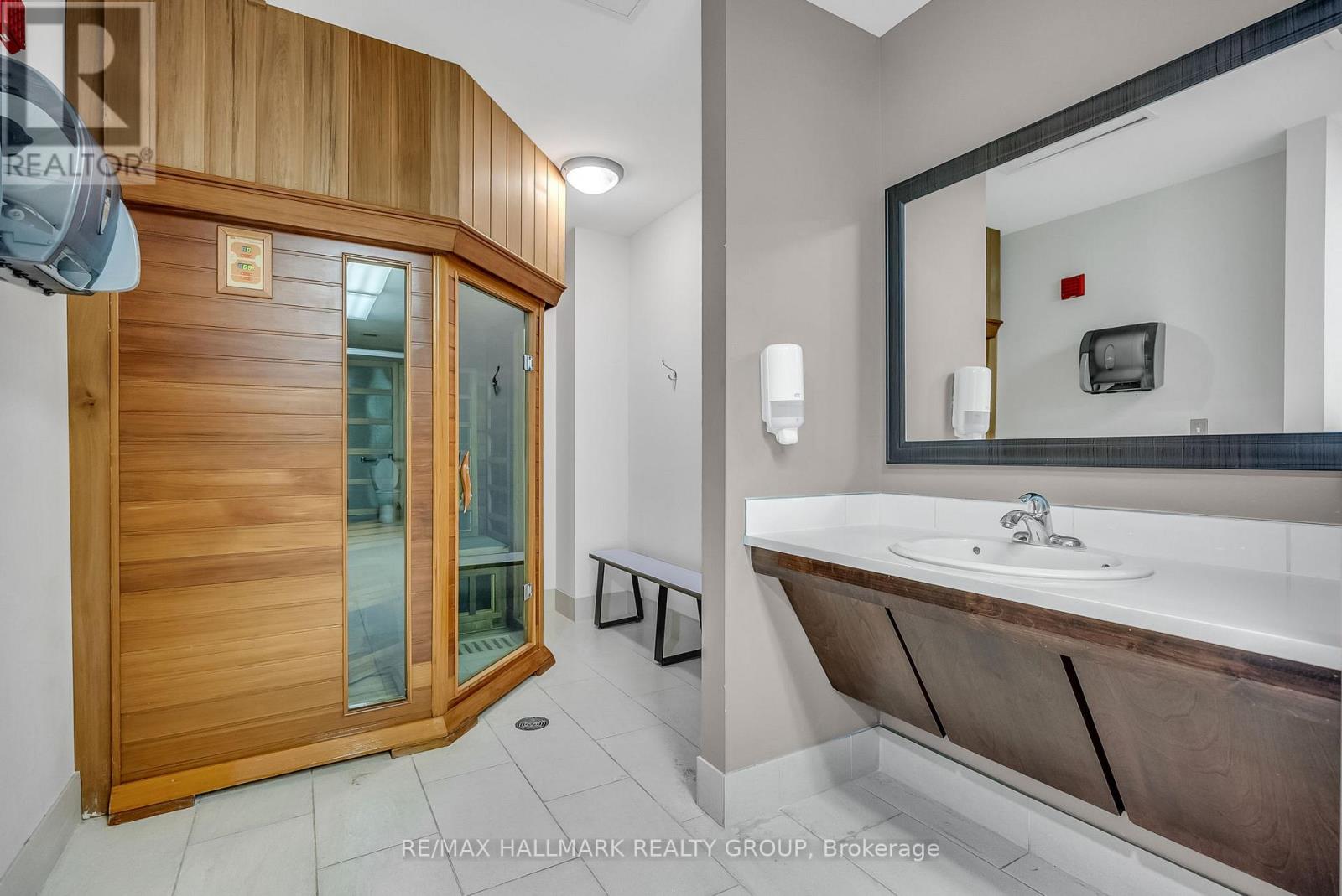 406 - 238 Besserer Street, Ottawa, Ontario  K1N 6B1 - Photo 24 - X12566914