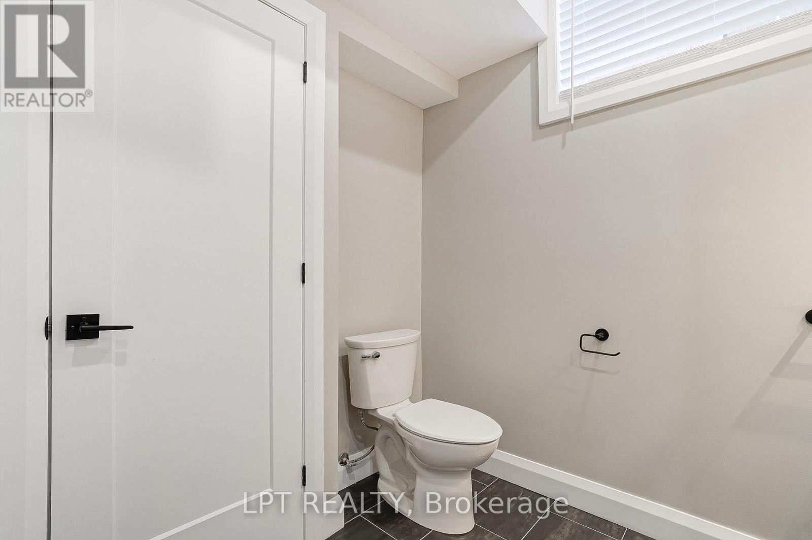 #2 - 383 Brant Street, Ottawa, Ontario  K1L 6V5 - Photo 10 - X12567028