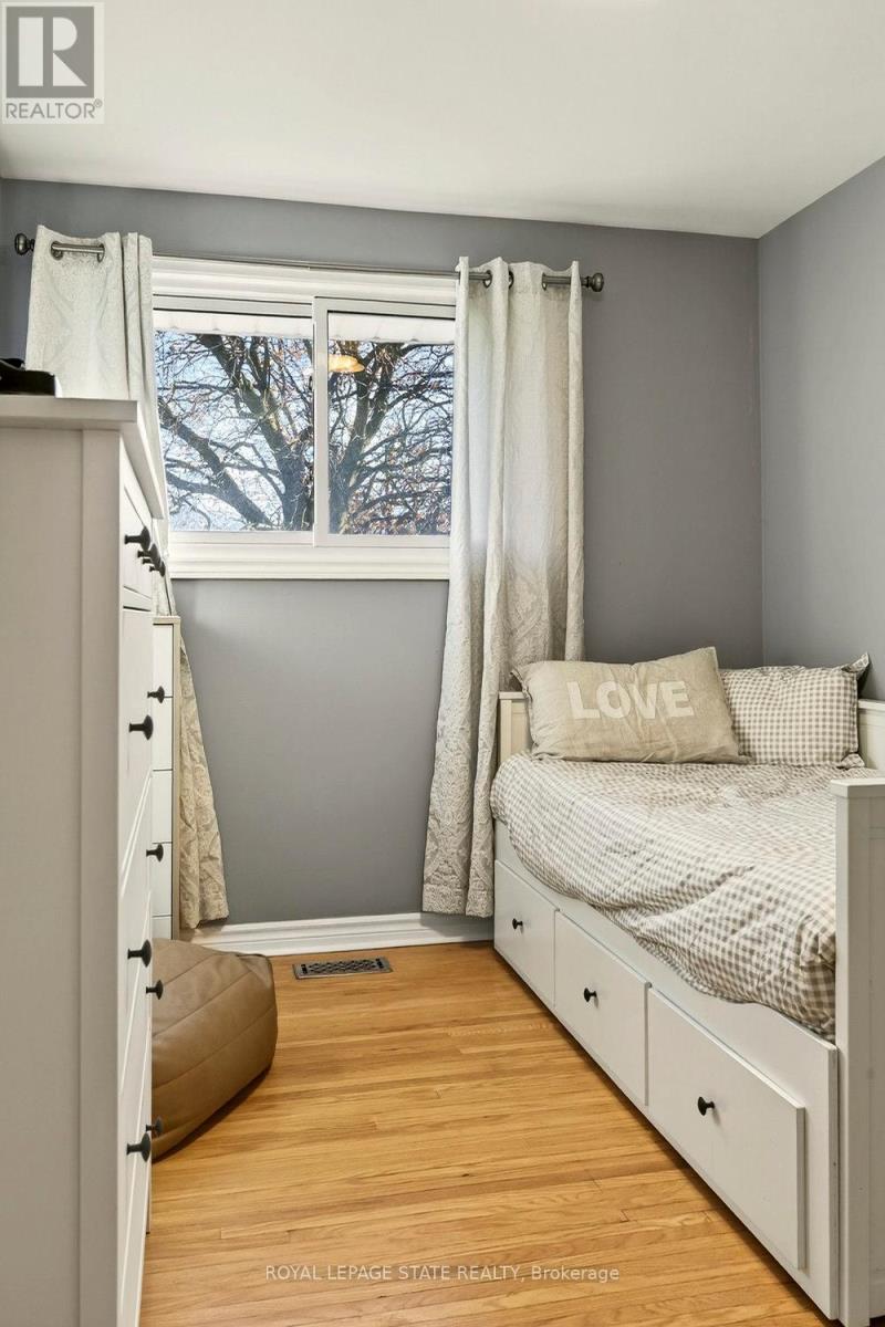 7 Prince Charles Drive, St. Catharines, Ontario  L2N 3Y4 - Photo 22 - X12566672