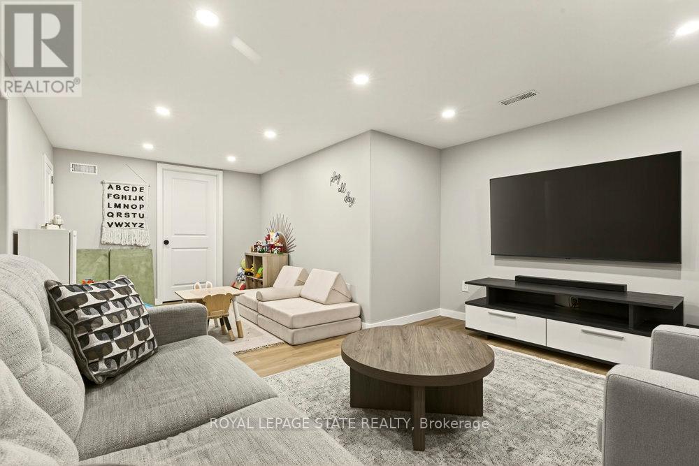 7 Prince Charles Drive, St. Catharines, Ontario  L2N 3Y4 - Photo 33 - X12566672