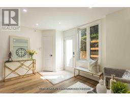 421 - 12 DOURO STREET, Toronto, Ontario