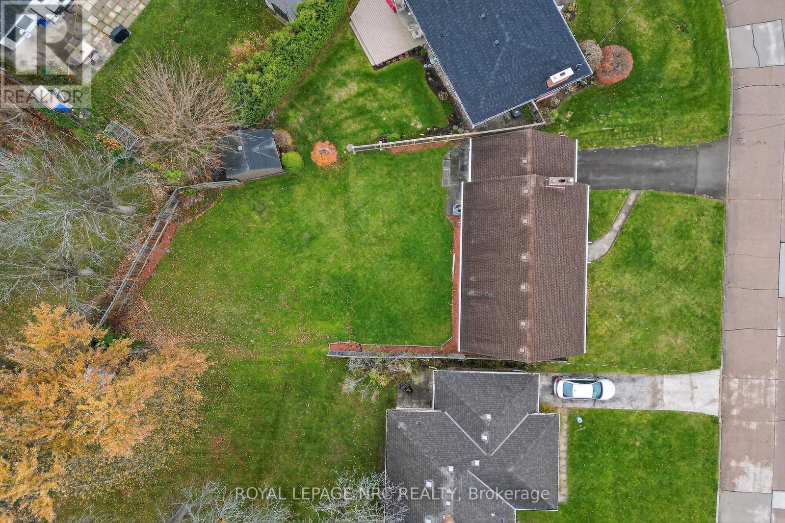 25 Elm Ridge Drive, St. Catharines, Ontario  L2T 2A7 - Photo 38 - X12566906