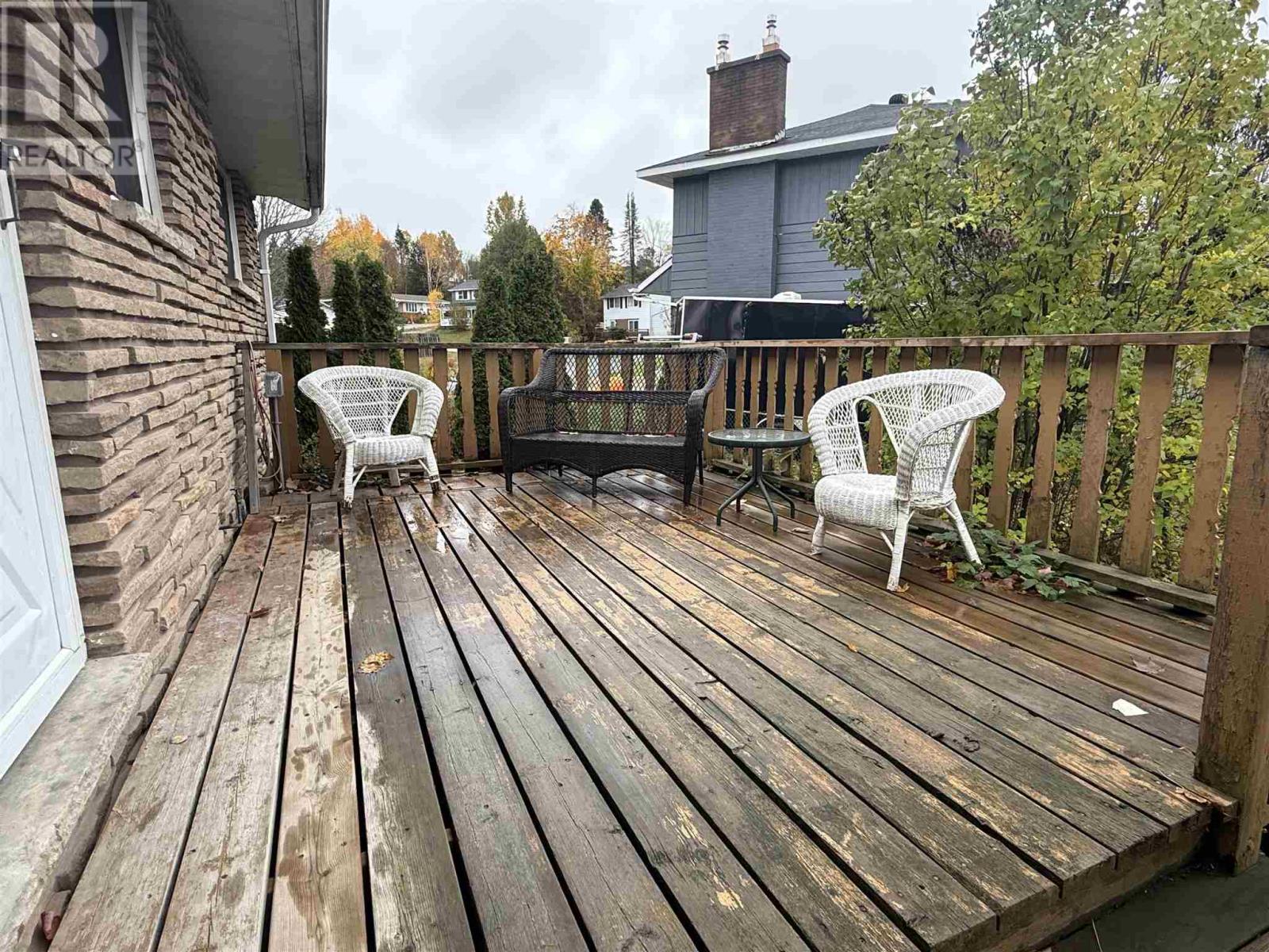 1 Balsam Pl, Elliot Lake, Ontario  P5A 2H4 - Photo 49 - SM253058