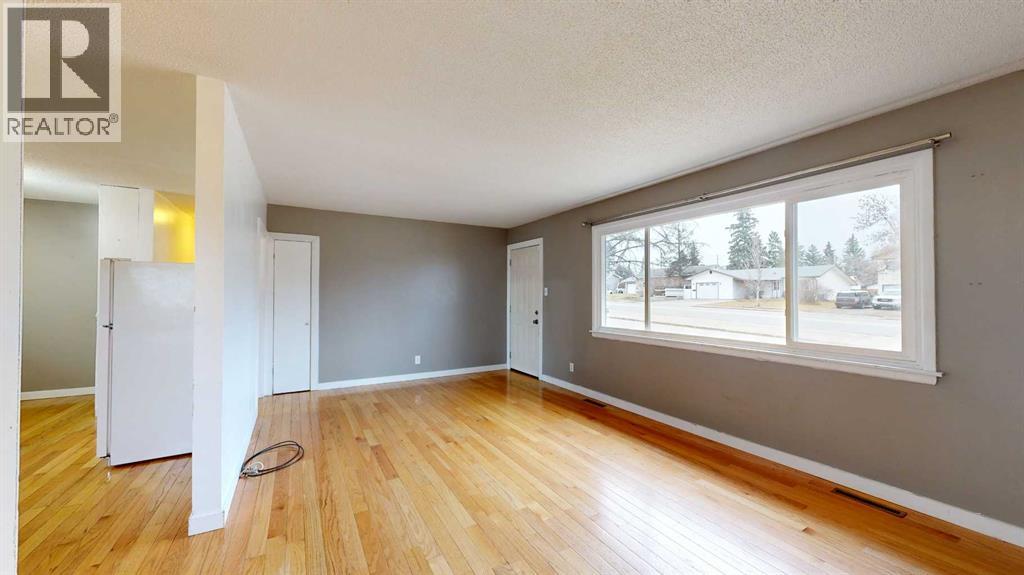 9622 108 Avenue, Grande Prairie, Alberta  T8V 1N3 - Photo 5 - A2270901