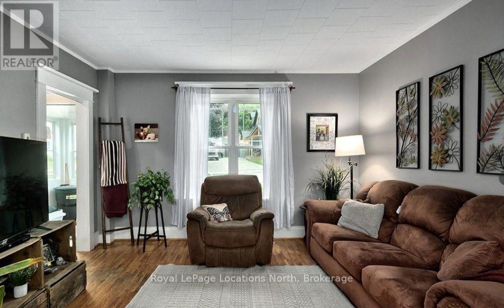 171 Boucher Street E, Meaford, Ontario  N4L 1B7 - Photo 3 - X12567002