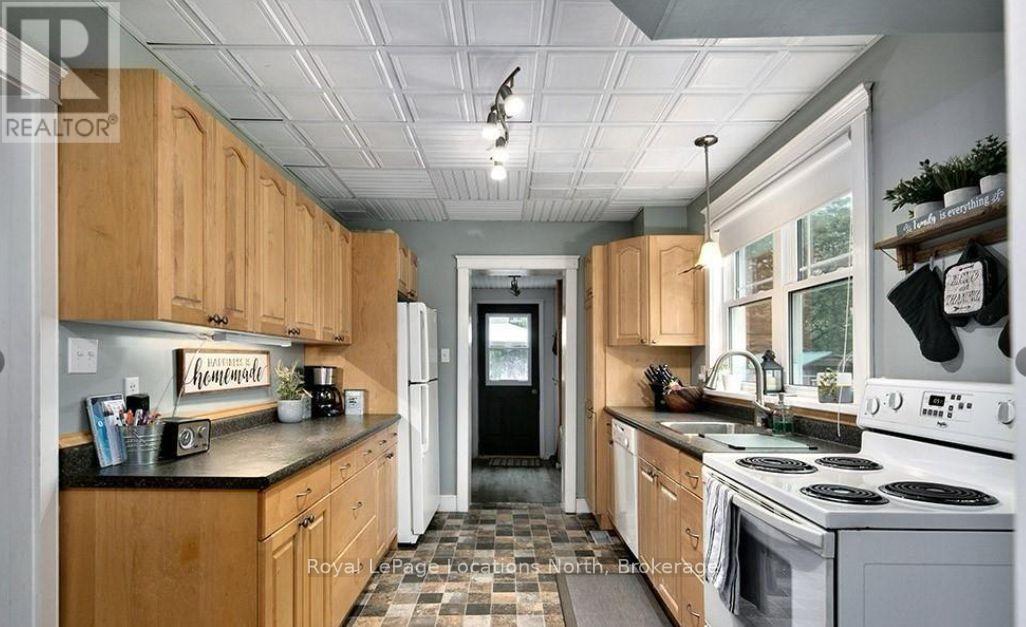 171 Boucher Street E, Meaford, Ontario  N4L 1B7 - Photo 6 - X12567002