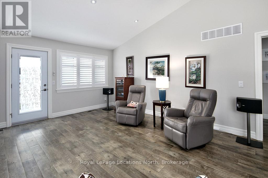 57 Napier Street W, Blue Mountains, Ontario  N0H 2P0 - Photo 14 - X12567030