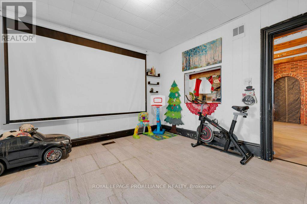 431 Main Street, Deseronto, Ontario  K0K 1X0 - Photo 12 - X12566910