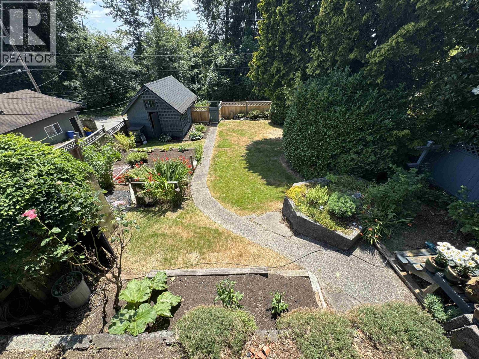 723 E 4th Street, North Vancouver, British Columbia  V7L 1K1 - Photo 35 - R3055995