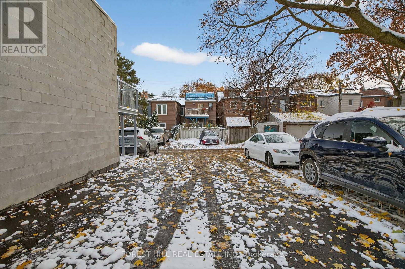 655 St Clair Avenue W, Toronto, Ontario  M6C 1A7 - Photo 18 - C12566794