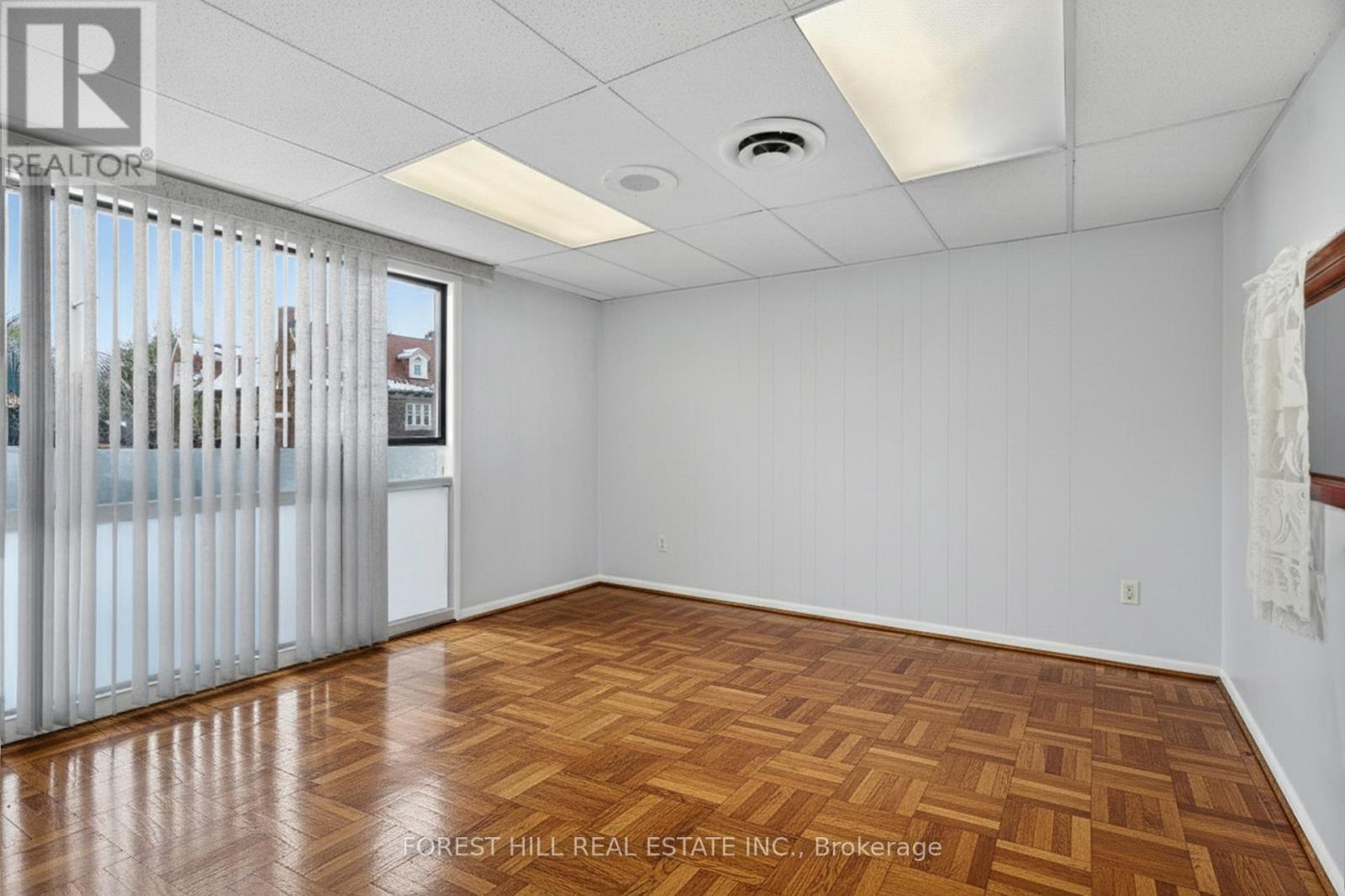 655 St Clair Avenue W, Toronto, Ontario  M6C 1A7 - Photo 6 - C12566794
