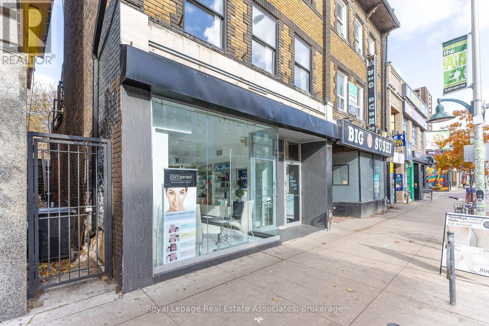 390 Bloor Street W, Toronto, Ontario  M5S 1X4 - Photo 32 - C12566870
