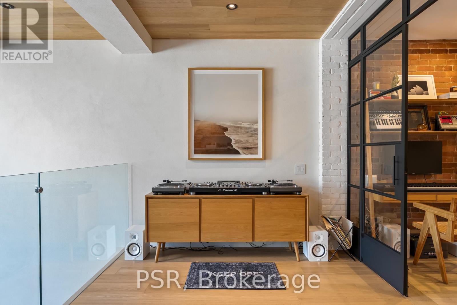 53 Palmerston Avenue, Toronto, Ontario  M6J 2J2 - Photo 19 - C12566942