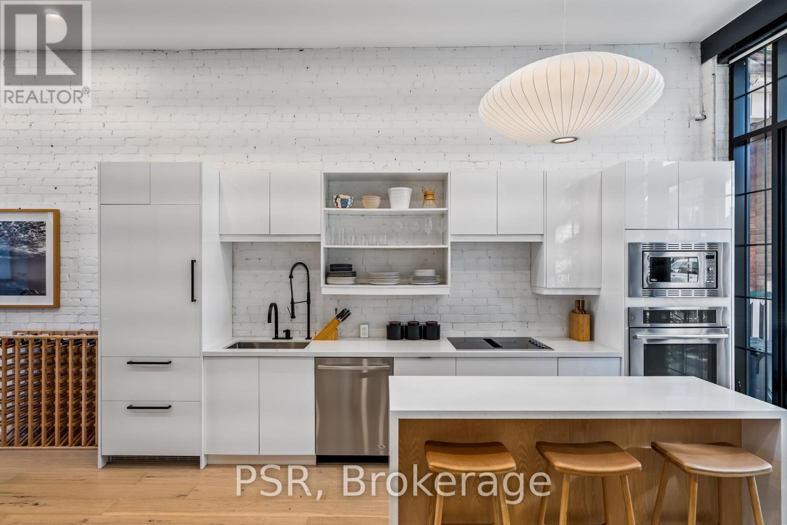 53 Palmerston Avenue, Toronto, Ontario  M6J 2J2 - Photo 7 - C12566942