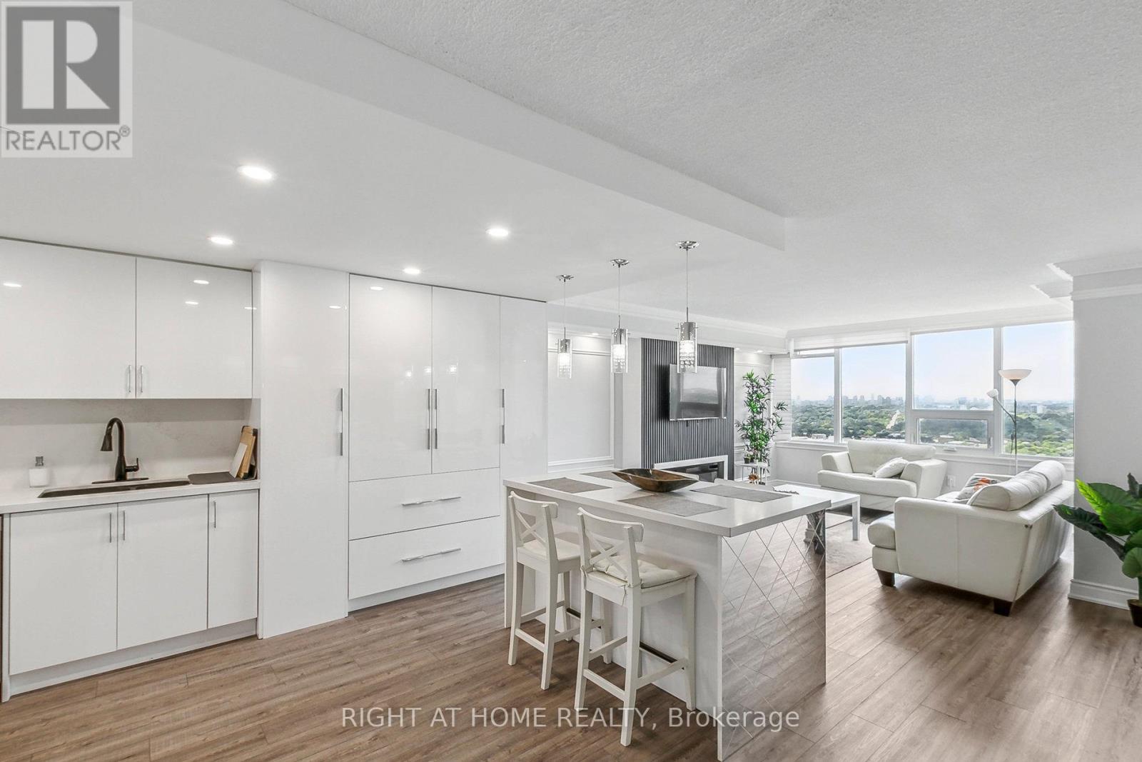 2704 - 55 Skymark Drive, Toronto, Ontario  M2H 3N4 - Photo 25 - C12566972