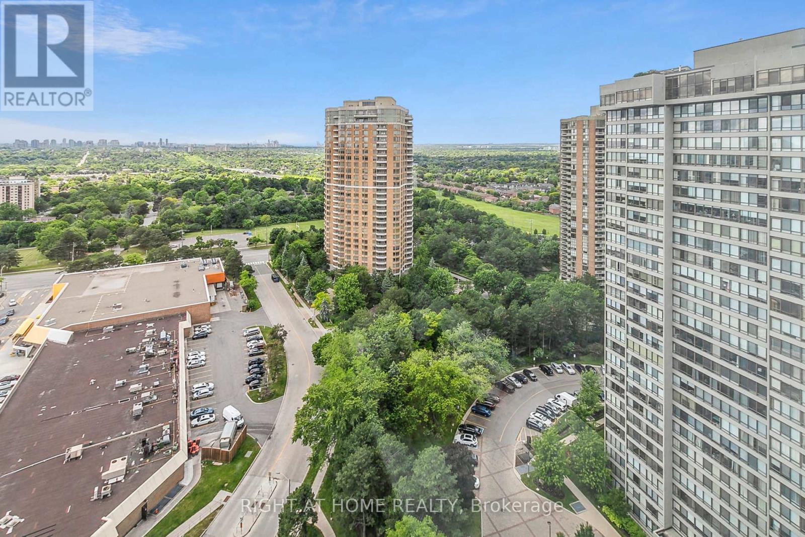 2704 - 55 Skymark Drive, Toronto, Ontario  M2H 3N4 - Photo 37 - C12566972