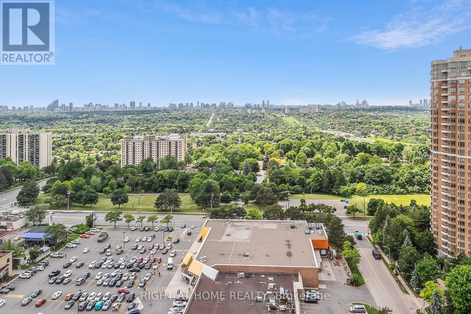 2704 - 55 Skymark Drive, Toronto, Ontario  M2H 3N4 - Photo 38 - C12566972