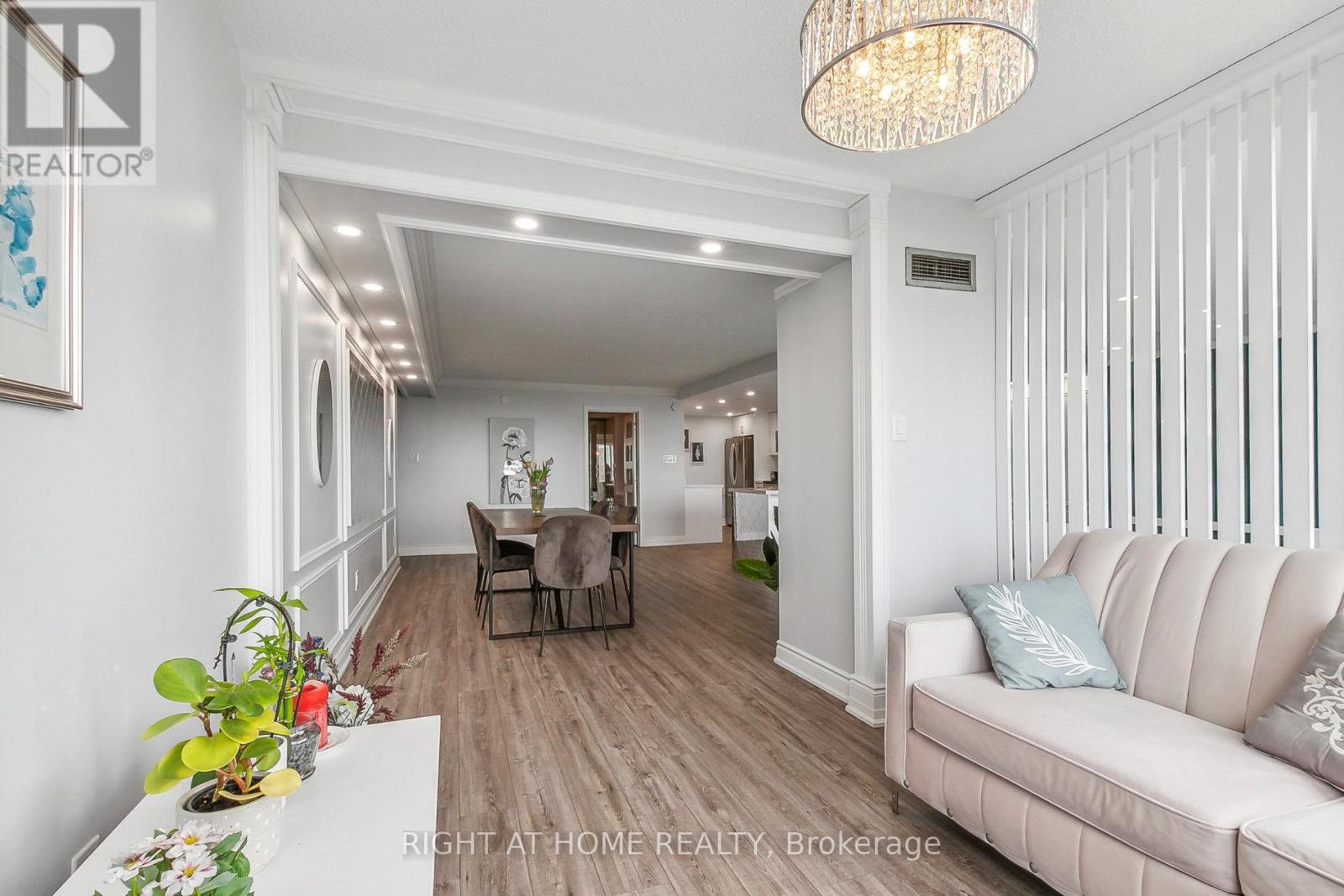 2704 - 55 Skymark Drive, Toronto, Ontario  M2H 3N4 - Photo 7 - C12566972