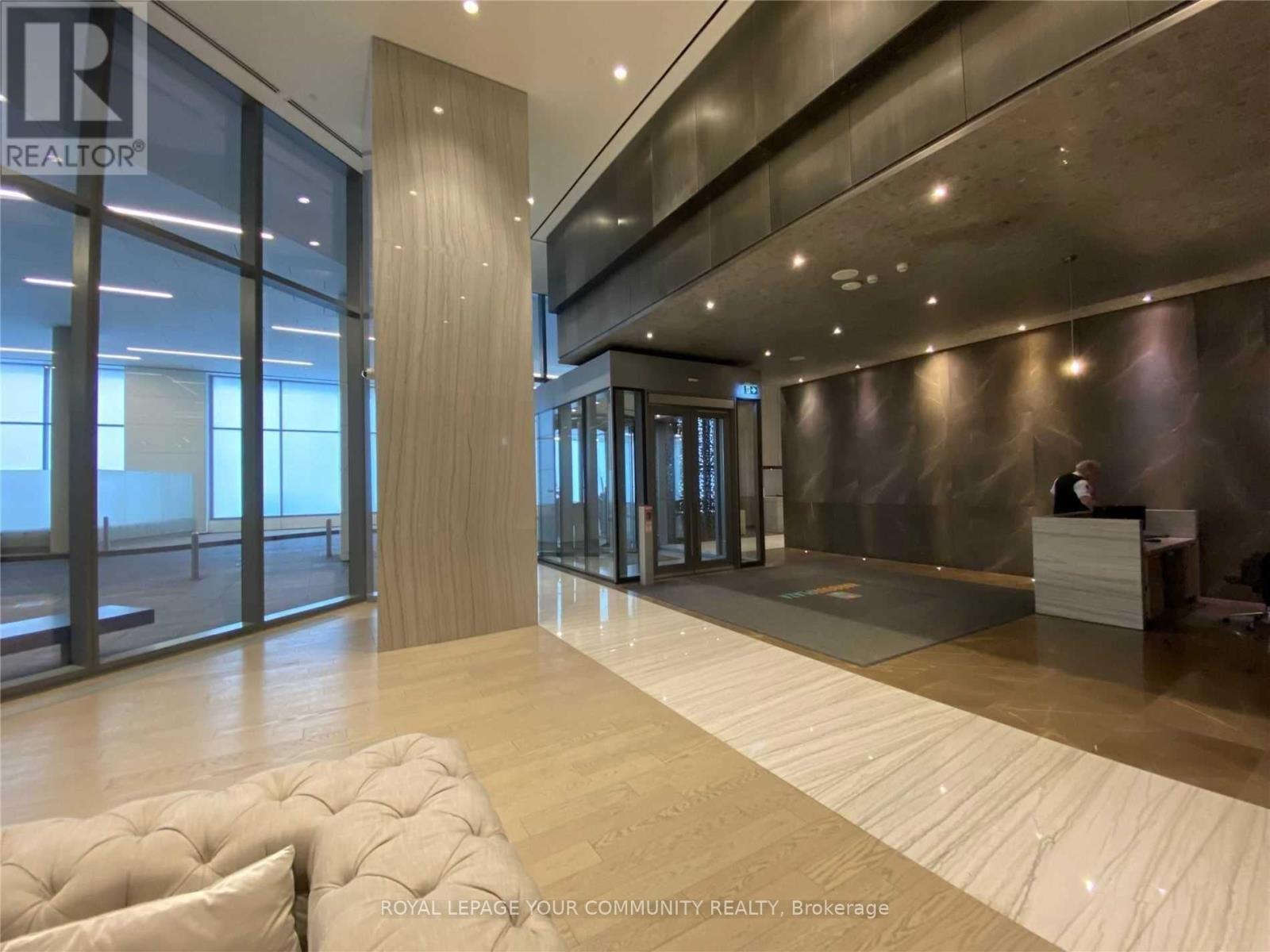 5003 - 100 Harbour Street, Toronto, Ontario  M5J 2T5 - Photo 2 - C12566994