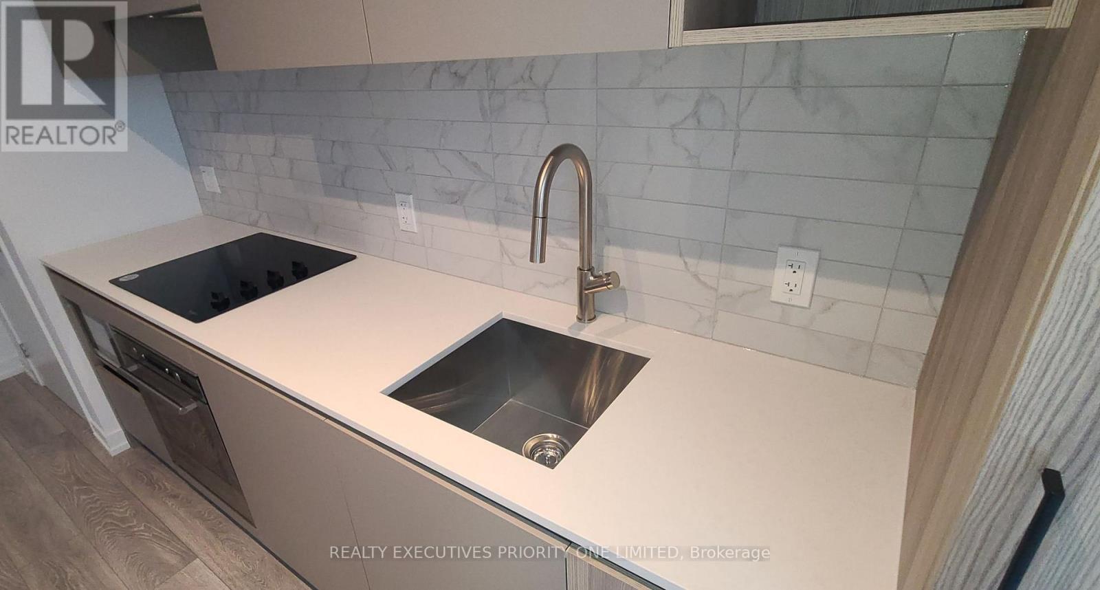 319 - 55 Mercer Street, Toronto, Ontario  M5V 0W4 - Photo 2 - C12567008