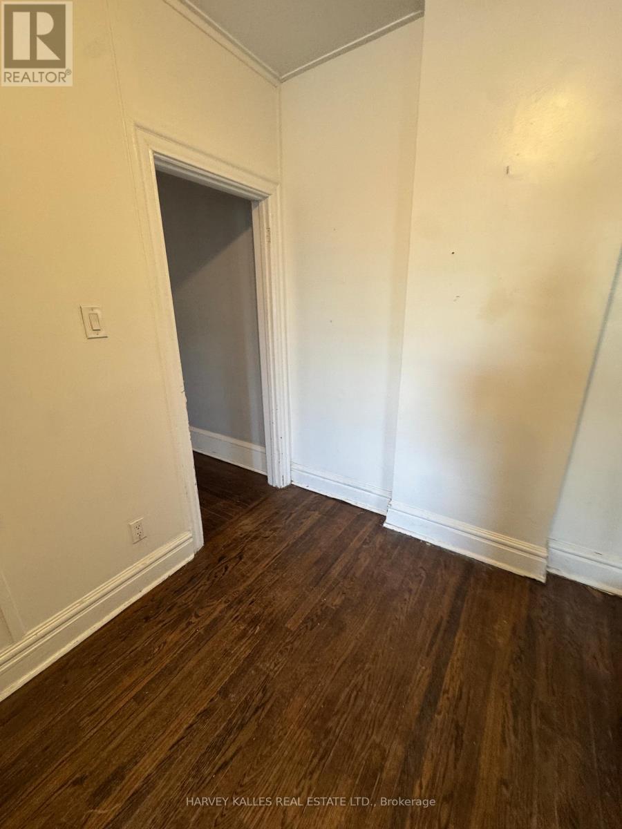 300 - 678 Huron Street, Toronto, Ontario  M5R 2R9 - Photo 3 - C12567014