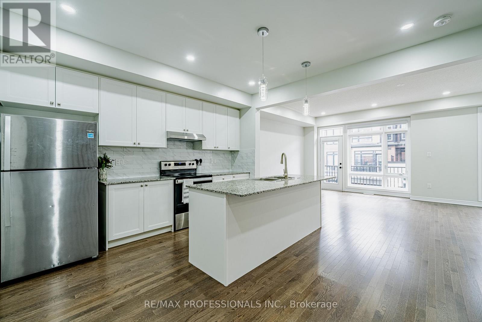 520 Littlewood Lane, Ajax, Ontario  L1S 0H1 - Photo 14 - E12566784