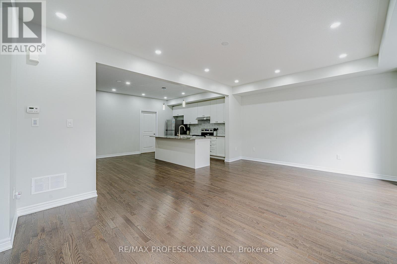 520 Littlewood Lane, Ajax, Ontario  L1S 0H1 - Photo 16 - E12566784