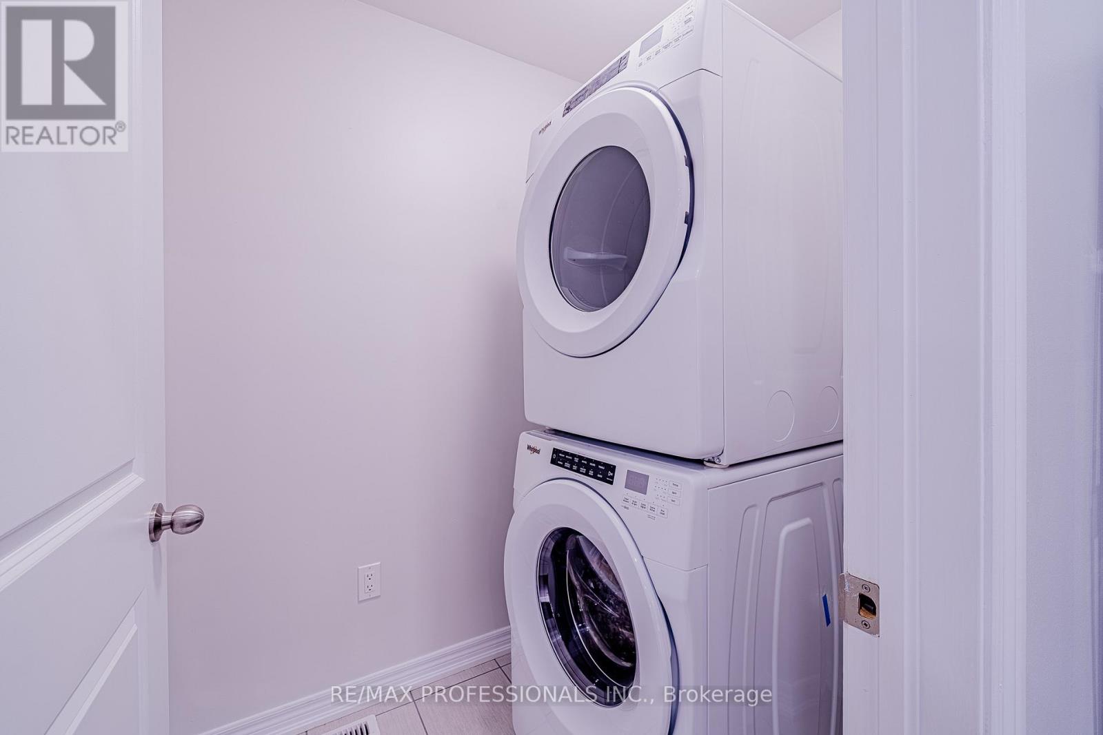 520 Littlewood Lane, Ajax, Ontario  L1S 0H1 - Photo 23 - E12566784