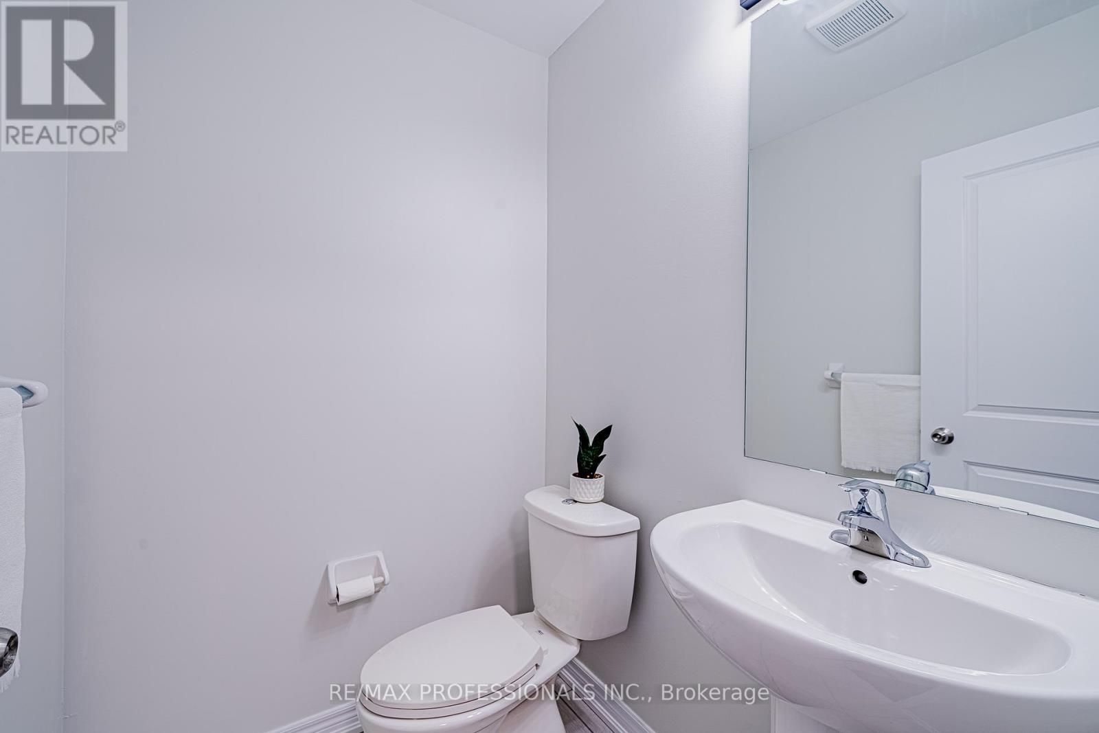 520 Littlewood Lane, Ajax, Ontario  L1S 0H1 - Photo 24 - E12566784