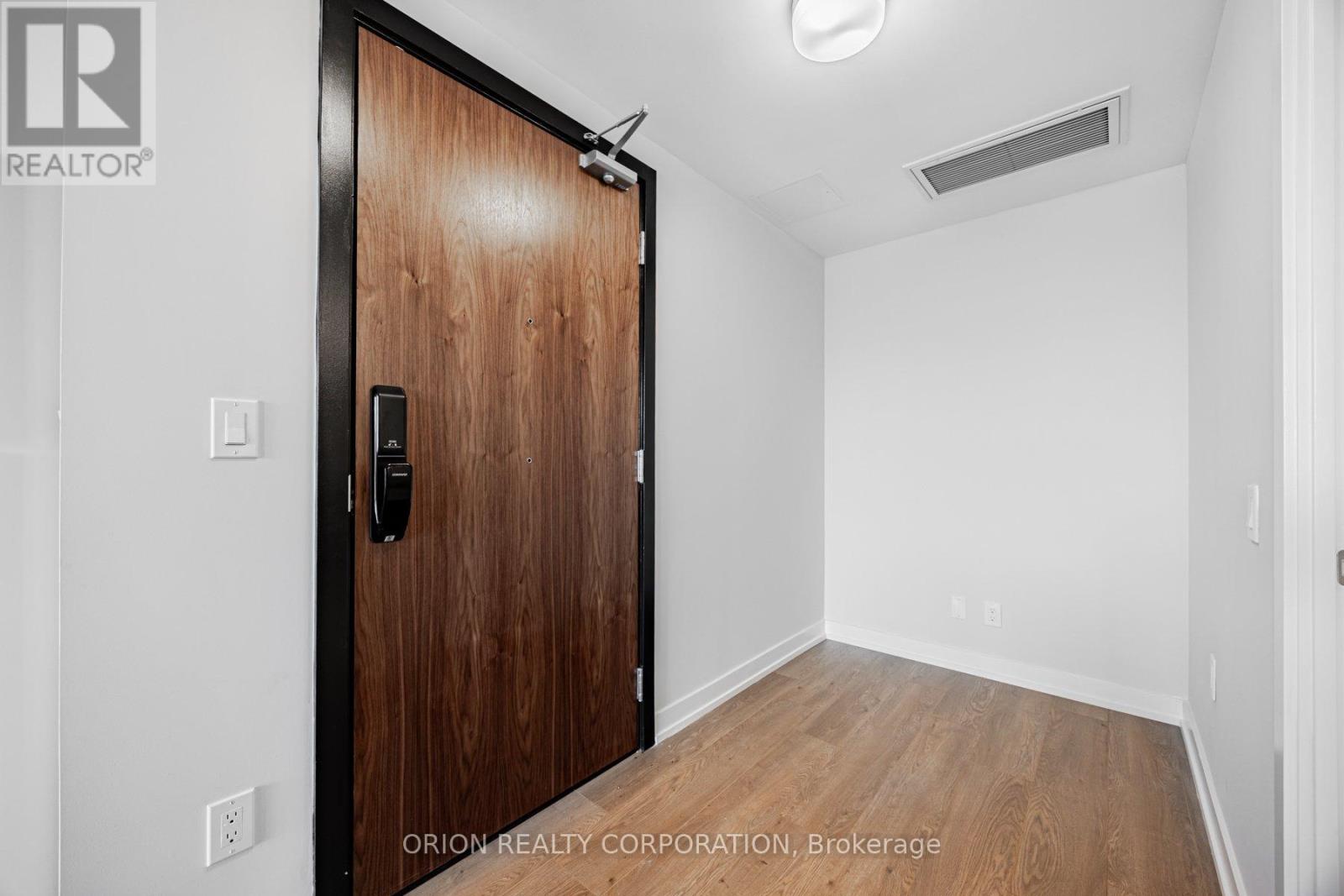 221 - 201 Brock Street S, Whitby, Ontario  L1N 4K2 - Photo 11 - E12566798