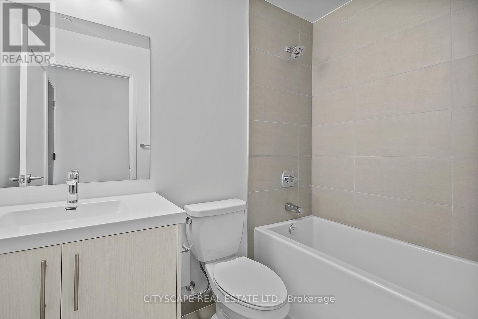 506-T - 286 Main Street, Toronto, Ontario  M4C 0B3 - Photo 3 - E12566926