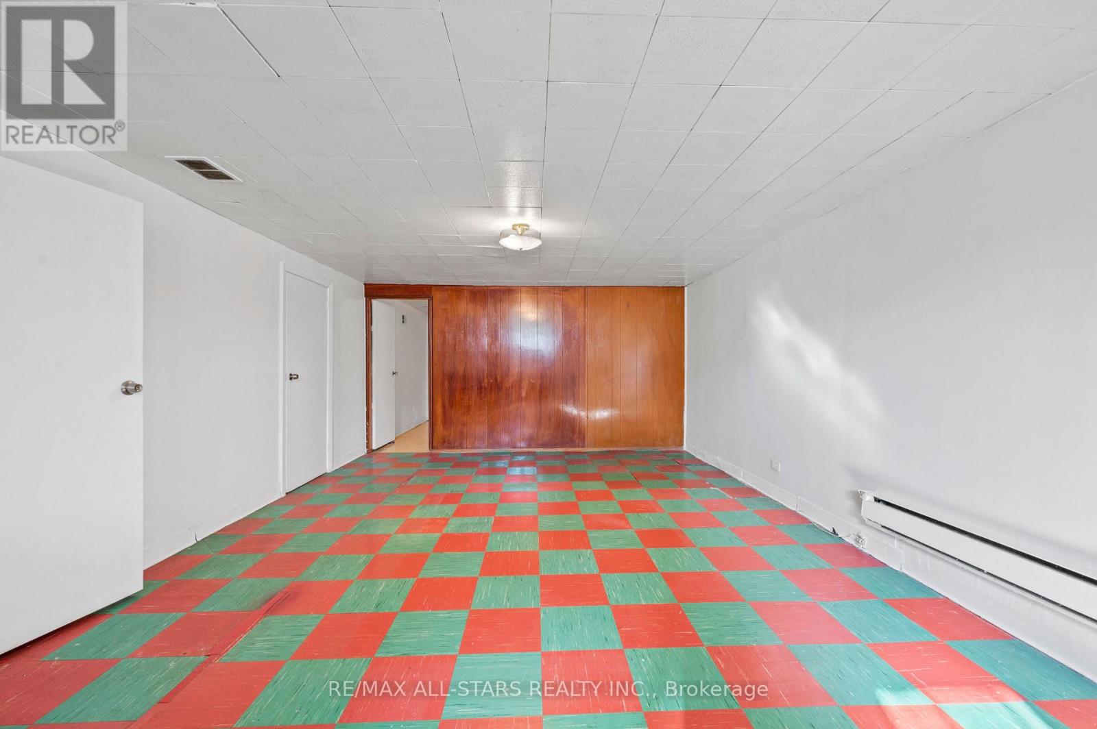 24 Donora Drive, Toronto, Ontario  M4B 1B5 - Photo 32 - E12566986