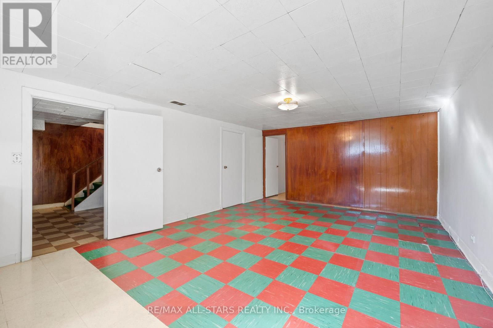 24 Donora Drive, Toronto, Ontario  M4B 1B5 - Photo 33 - E12566986