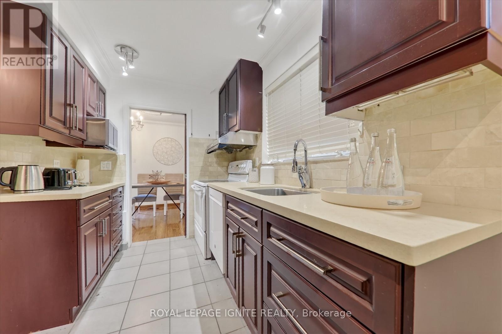 187 Birkdale Road, Toronto, Ontario  M1P 3R9 - Photo 17 - E12567024