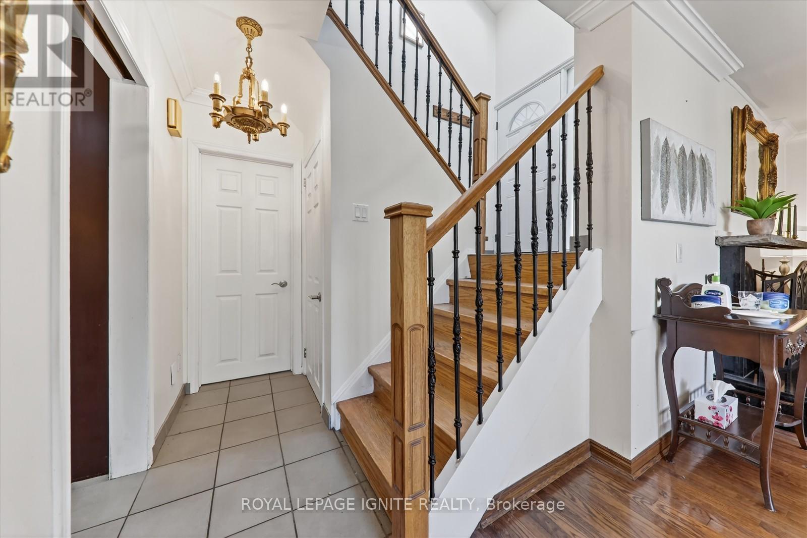 187 Birkdale Road, Toronto, Ontario  M1P 3R9 - Photo 8 - E12567024