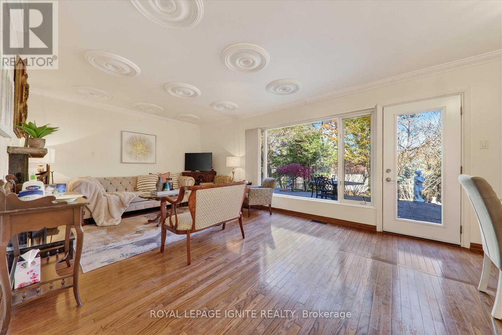 187 Birkdale Road, Toronto, Ontario  M1P 3R9 - Photo 9 - E12567024