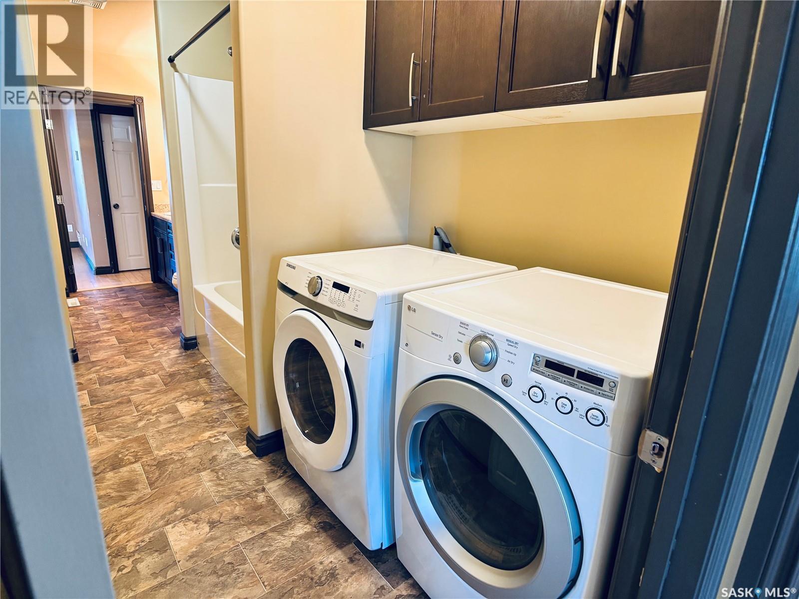 1208 Sixth Street, Estevan, Saskatchewan  S4A 1B1 - Photo 21 - SK024424