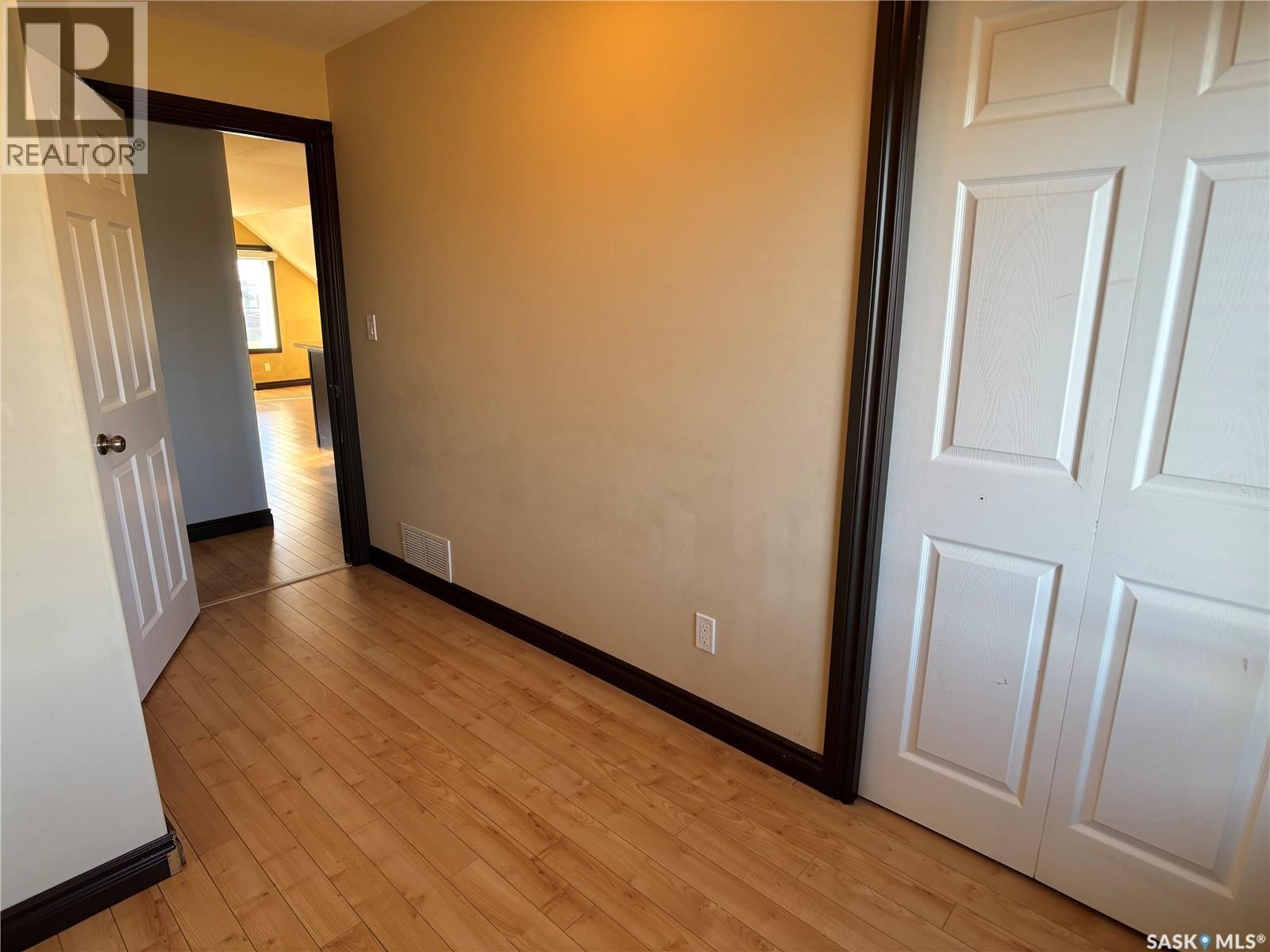 1208 Sixth Street, Estevan, Saskatchewan  S4A 1B1 - Photo 24 - SK024424